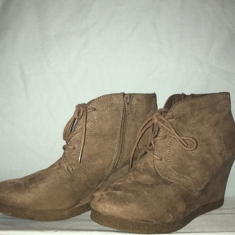 Tan Old Navy Booties